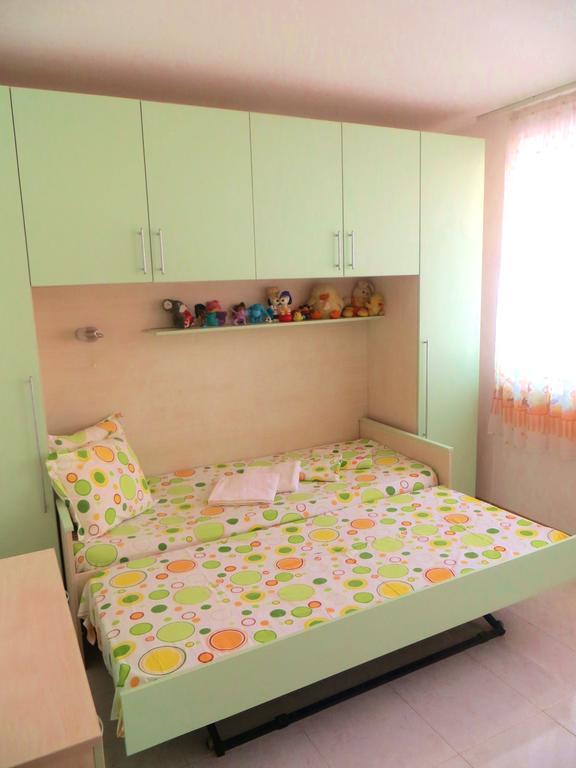 Holiday Apartment In Riviera Complex سفيتي فلاس الغرفة الصورة