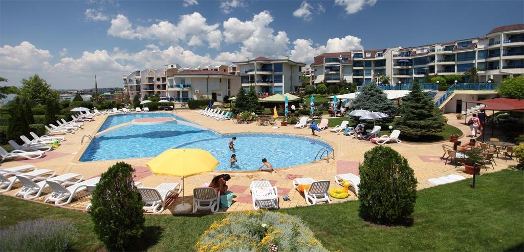Holiday Apartment In Riviera Complex سفيتي فلاس المظهر الخارجي الصورة