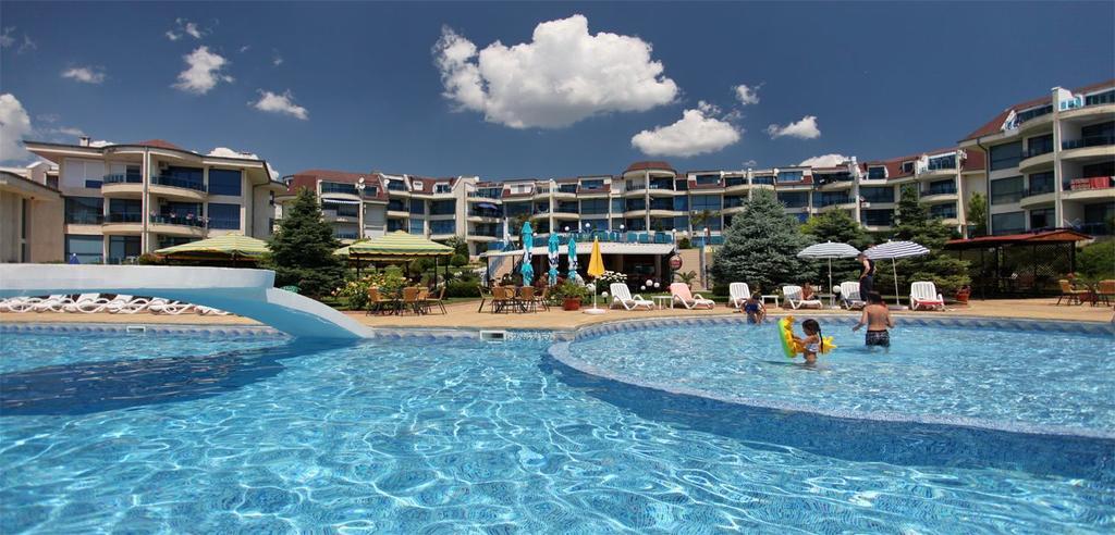 Holiday Apartment In Riviera Complex سفيتي فلاس المظهر الخارجي الصورة
